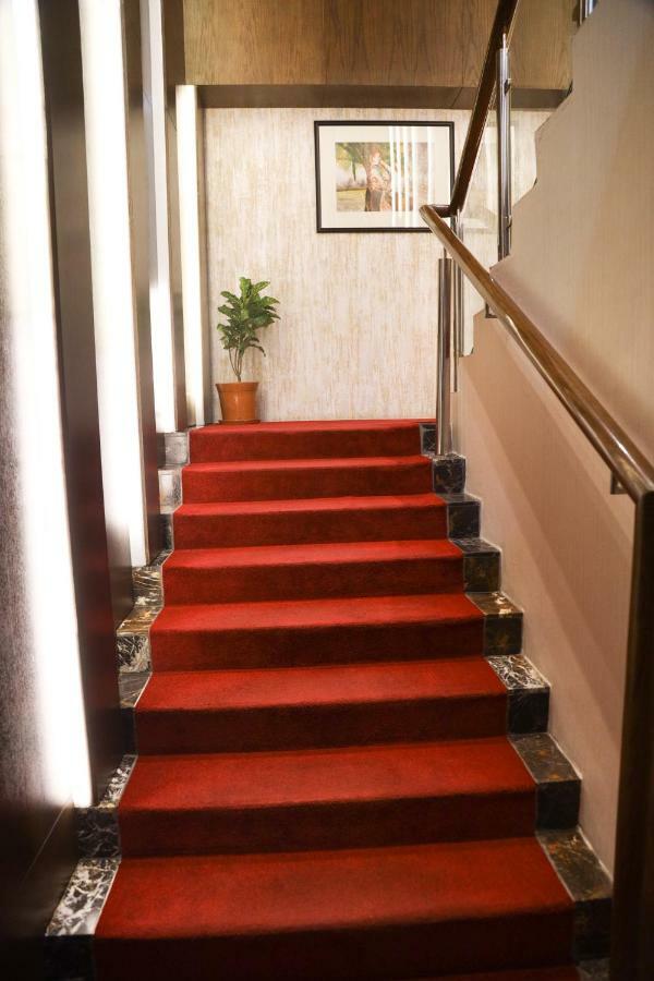 Hansa- A Premium Residence Dhaka Buitenkant foto